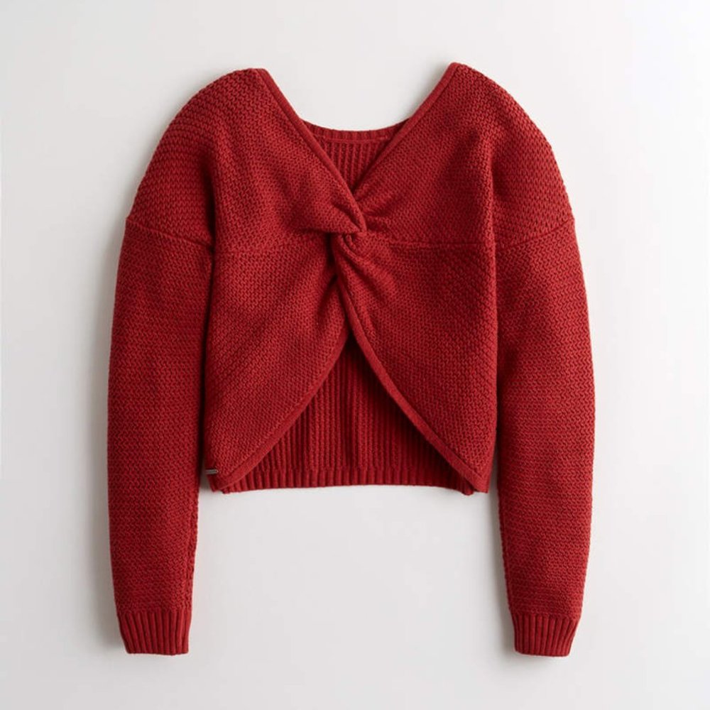 Hollister Reversible Twist Sweater S